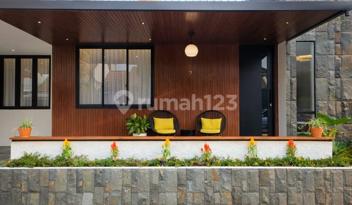 Dijual Rumah Fully Furnished di Kota Baru Parahyangan