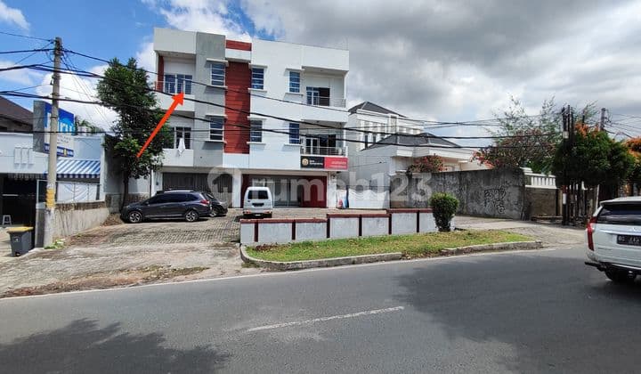 Quick Shop Rental on Sultan Agung Street, Way Halim