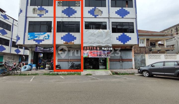 Affordable Shop House for Rent Near BCA Branch on Jl. Ikan Gurame