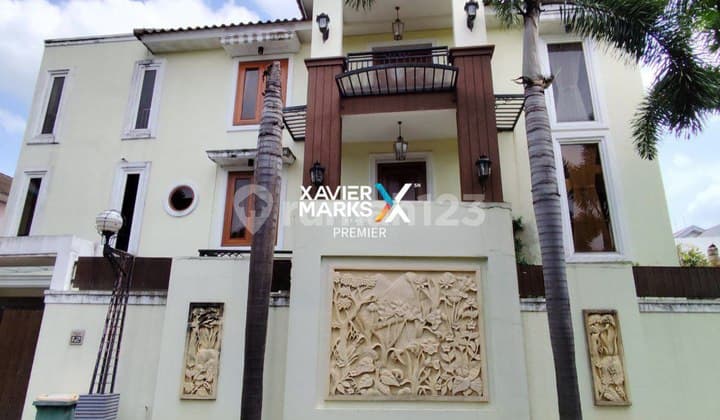 Dijual Murah Rumah Mewah 3 LT Hook di Permata Jingga, Suhat Mlg