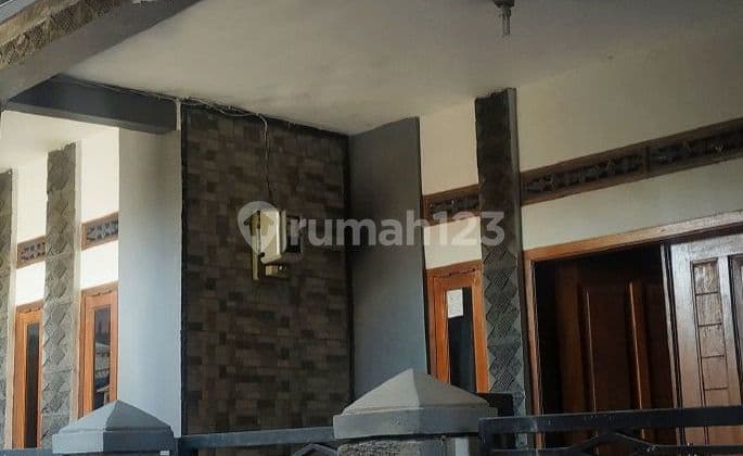 Dijual cepat Rumah 2 Lantai SHM Dekat SPBU Cisangkan