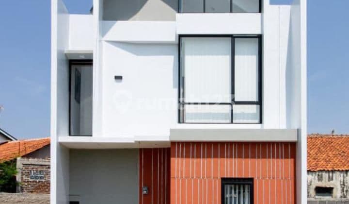 Rumah Jepang Dekat Kota Bandung SHM Sisa 3