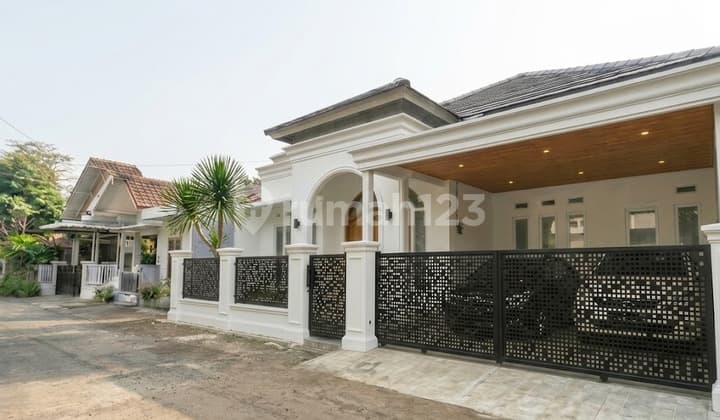 Rumah Mewah Desain Klasik Mediteran Modern Utara Jogja Bay 2 Unit Couple ‼️