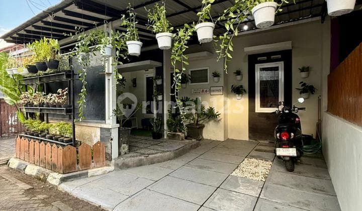 Rumah Cantik Minimalis Full Furnished di Dalam Perumahan di Banguntapan.