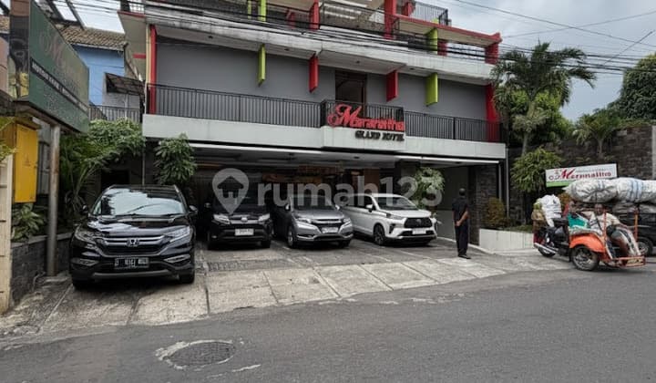 Hotel Istimewa 5 Lantai + Basement 29 Kamar Full Furnished Include Manajemen Ring 1 Malioboro