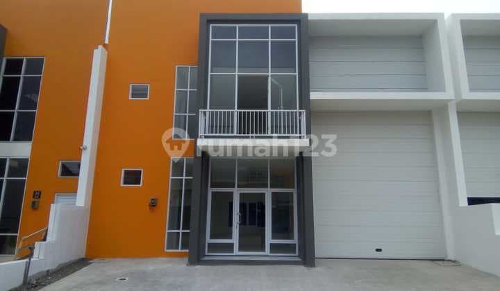 DiSEWA GUDANG BIZPARK STRATEGIS SEBRANG PINTU TOL KOPO