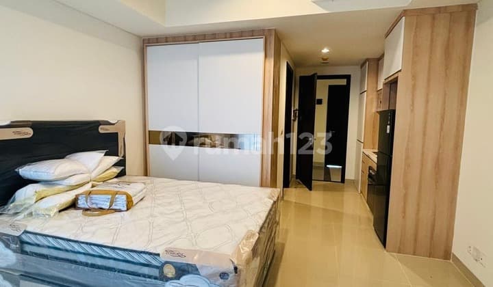For Sale Ready-to-Occupy Apartment Plus AC Cleon Park Jakarta Garden City, Cakung, 015