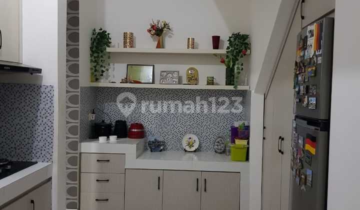 Disewakan Rumah Furnished Alamanda - Lengkap & Siap Huni (015)