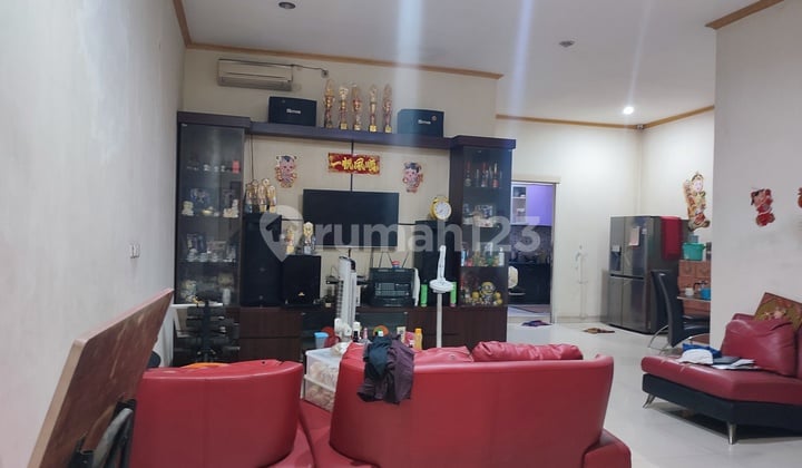 LUXURY HOUSE, AFFORDABLE PRICE, STRATEGIC LOCATION, FLOOD-FREE IN VIKA MAS 1 KAPUK MUARA NORTH JAKARTA
