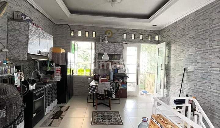 Rumah murah, 2 lantai, siap huni, strategis, row jln 2 mobil di marunda jakarta utara