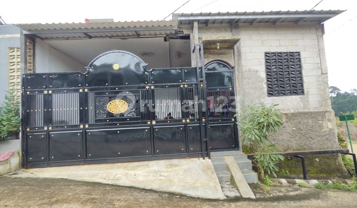 Rumah Terawat SHM 8 Menit ke Gerbang Tol Caringin Siap Huni J43699