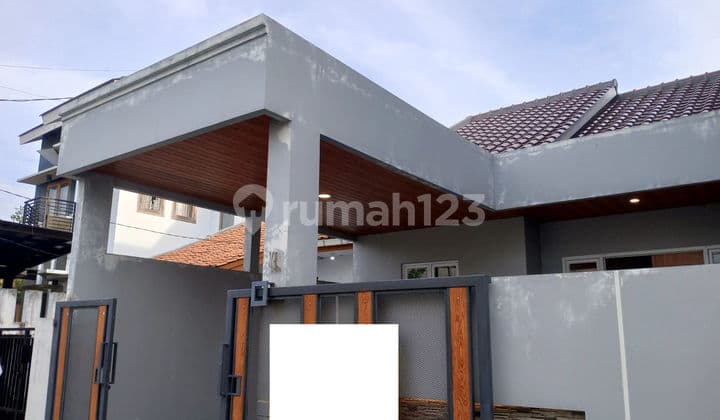 Rumah 2 Kt Akses Dekat Stasiun Tangerang Siap Huni Dibantu KPR J39923