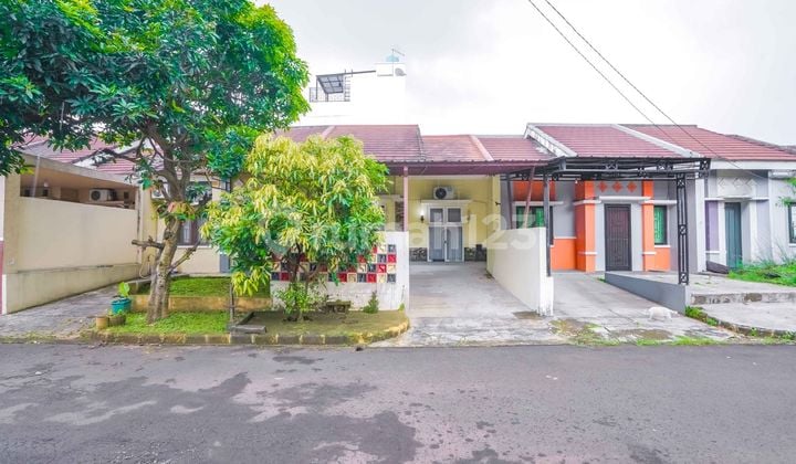 Rumah Hadap Timur SHM 10 Menit ke Rs Permata Depok Siap KPR J-41924