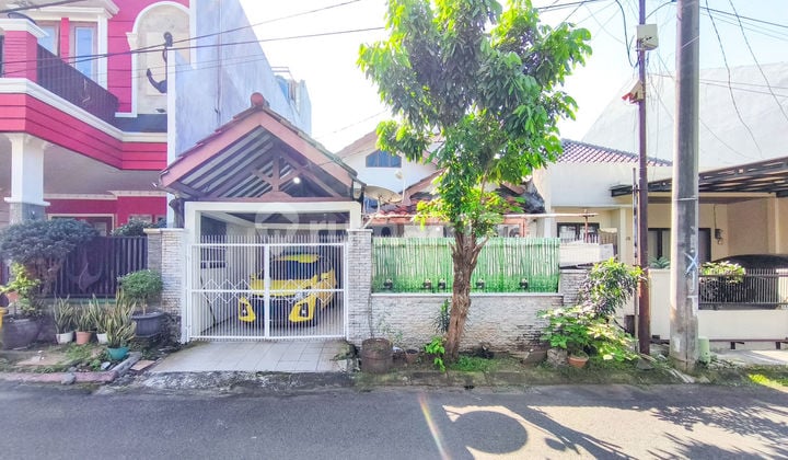 Rumah Luas Strategis SHM 15 Menit ke BSD Plaza Siap KPR J-42814