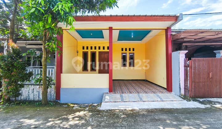 Rumah Hadap Timur 10 Menit ke Rs Sentosa Dibantu KPR J-40600