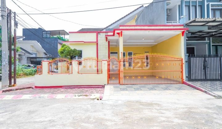 Rumah LT 177 Hadap Timur 15 Menit ke Stasiun Depok Baru Siap KPR J-36237