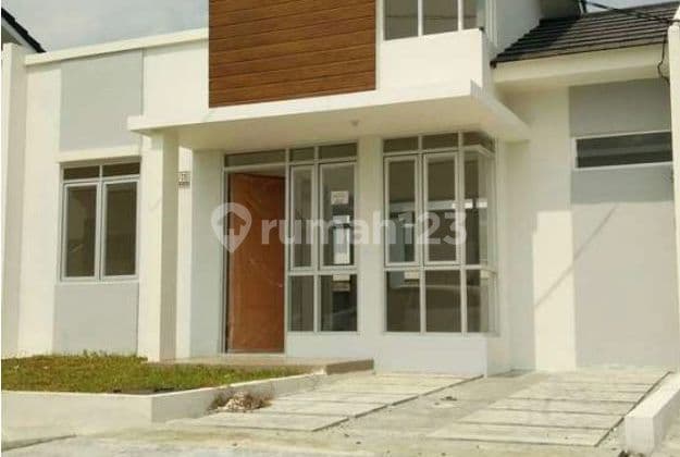 Dijual Rumah Siap Huni di Cluster Green Vista