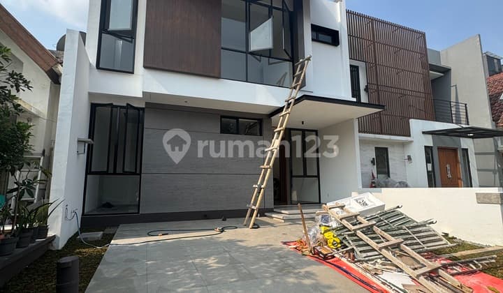 Dijual Rumah Modern Minimalis di Alam Sutera