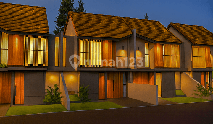 Trihanggo Jogja, Tropical House with Bonus Swimming Pool