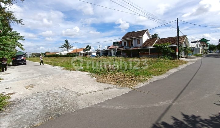 Land Near Budi Mulia Dua Panjen Elementary School Yogyakarta, SHM Ready for AJB