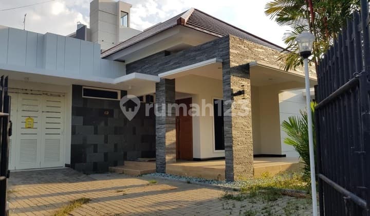 Rumah Tengah Kota Siap Huni Di Seteran Semarang