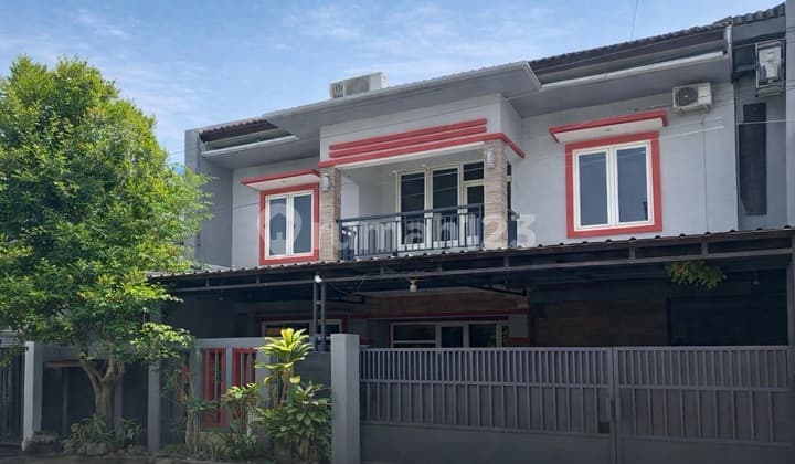 Rumah di Bukit Sari Semarang