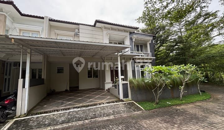 Rumah Cantik Di Candi Golf Semarang - Full Furnish & Siap Huni!"