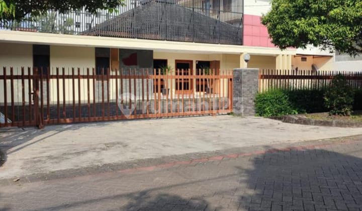 Dijual rumah mewah di Semarang Kota