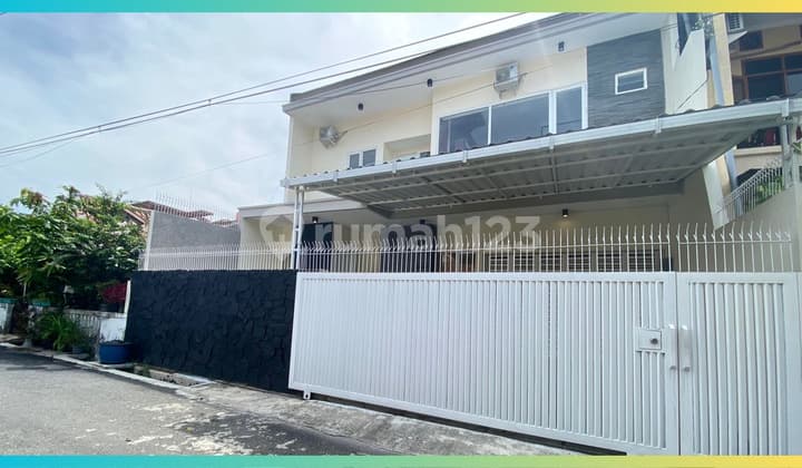 Rumah Tengah Kota Furnished di Pleburan Semarang Tengah