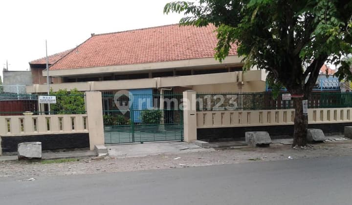 Rumah Unfurnished Bagus di Lamper Semarang , Lamper