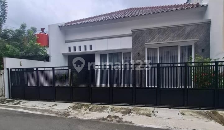 Rumah Bagus di Tengger Gajahmungkur Semarang