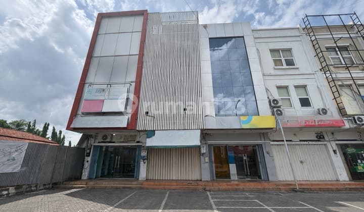 Shop House for Business in Gajah Semarang