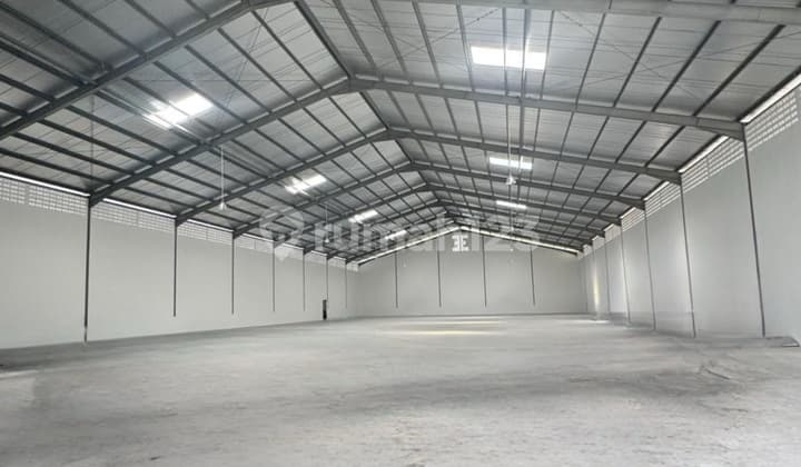 New, Cheap, Fresh Warehouse in Kic Gatsu Semarang