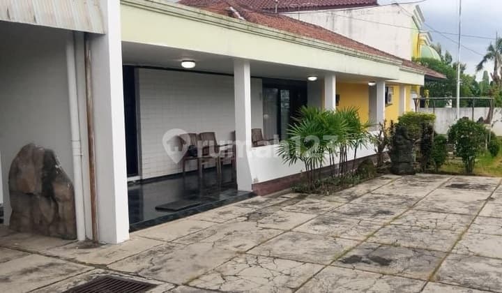 Rumah View Bukit Gombel di Papandayan Semarang