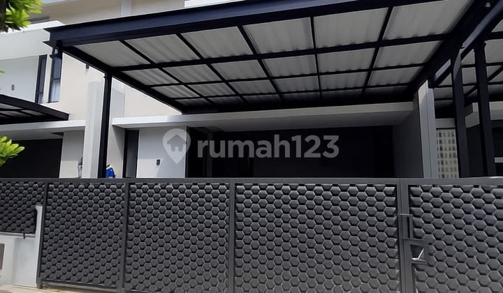 Rumah Kondisi Baru Di Candigolf Semarang