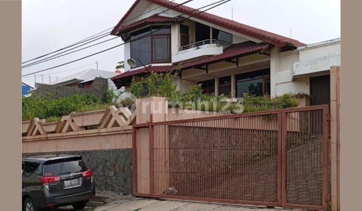 Rumah Bagus 2 Lantai Di Bromo Gajah Mungkur Semarang