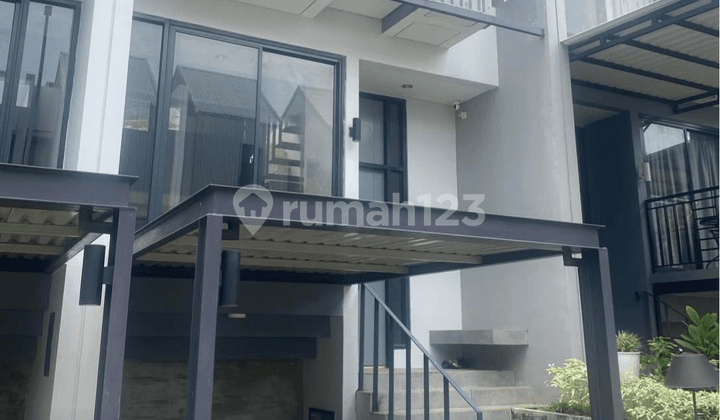 Rumah Cantik Siap Huni di Greenwich BSD City