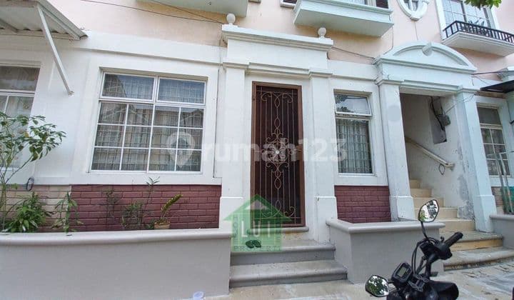 Jual Townhouse Taman Elok Lippo