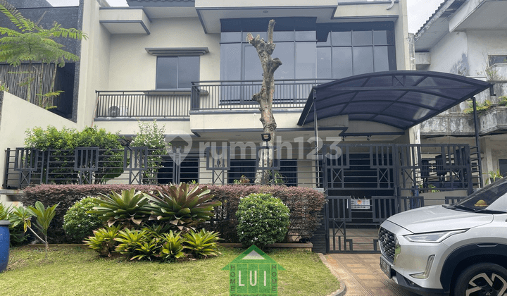 Jual Rumah dengan AC semi Furnished Modernland