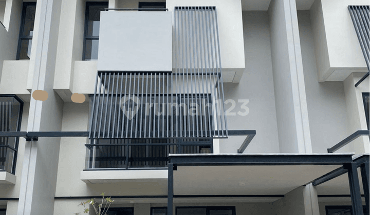Concept Split Level 3,5 Floor Cluster Tabebuya BSD City Furnished