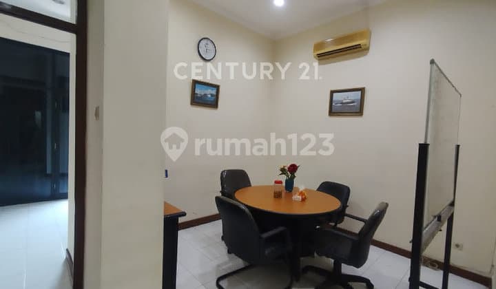 2-Storey Shop House Ready to Use Former Office in Kelapa Gading S9402