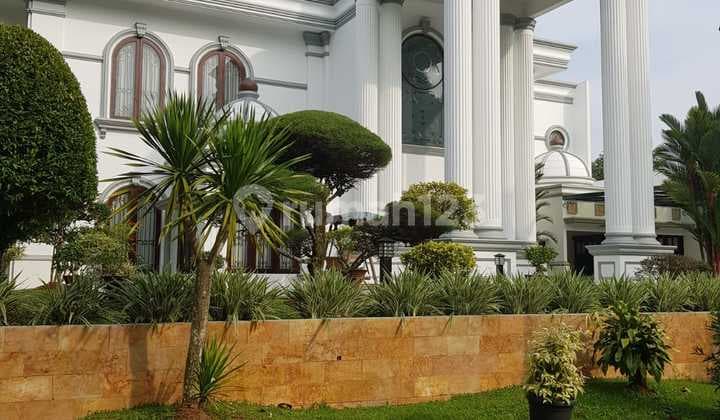 Rumah 2 Lantai Mewah di Bsd, Tangerang