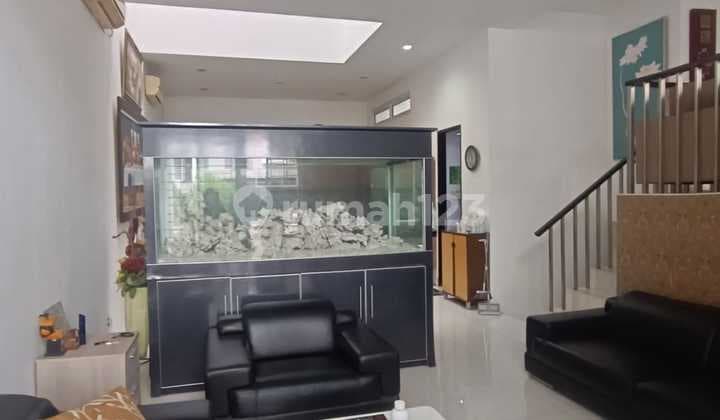 Dijual Rumah 2 Lantai Siap Huni di Citra Garden 6