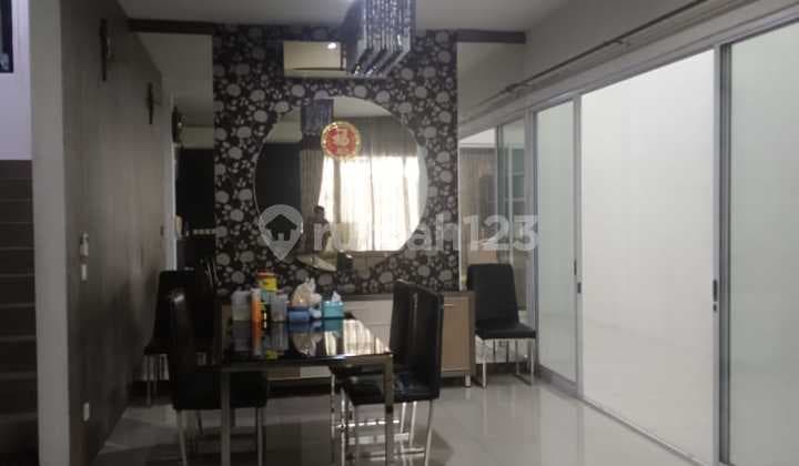 Disewakan Rumah 2.5lantai Furnish Siap Huni Di Citra 6