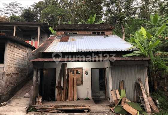 Affordable 3-Story House in Grogol Salatiga