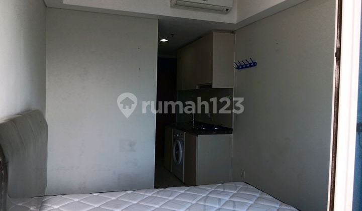 Hunian Lt Sedang Studio Sf