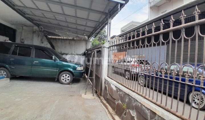 Dijual Rumah di Karasak Utara