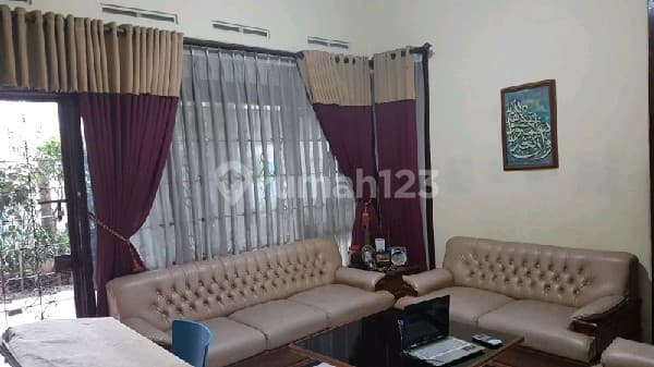 Dijual Rumah Siap Huni & Strategis di Sayap Cikutra, Bandung Ref.04774