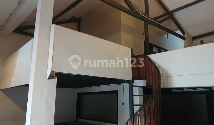 Ruko 2 Lantai Siap Pakai di Main Road Cibaduyut Raya Bandung Ref.05430