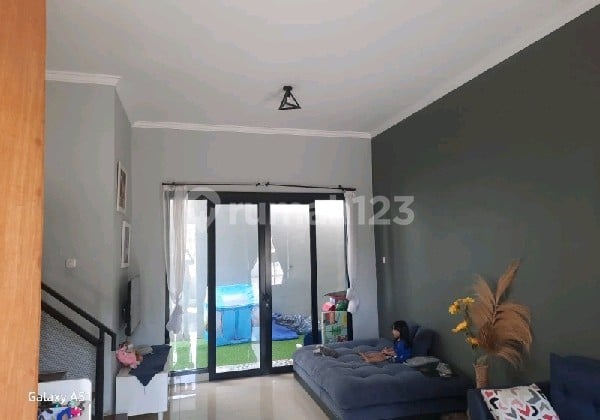 Rumah 2Lt di Komplek Cipageran Cimahi Ref.04683